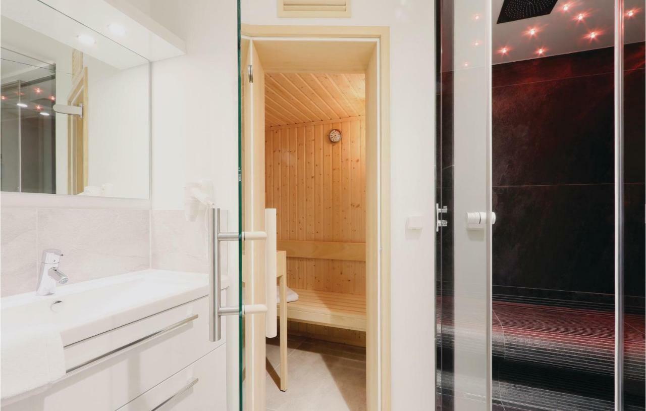 Cozy Apartment In Luebeck Travemuende With Sauna Εξωτερικό φωτογραφία